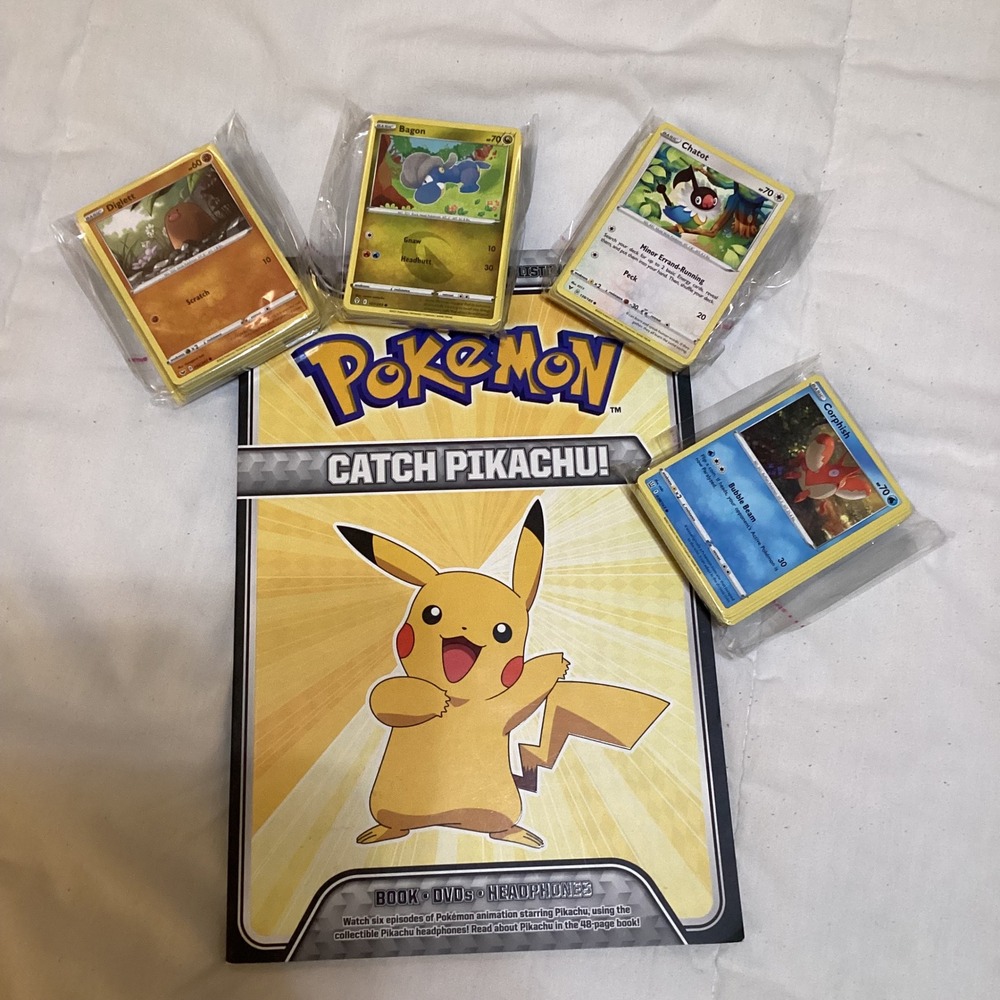 Pokemon Catch Pikachu! Deluxe Book only with 200 random Trading Cards Included